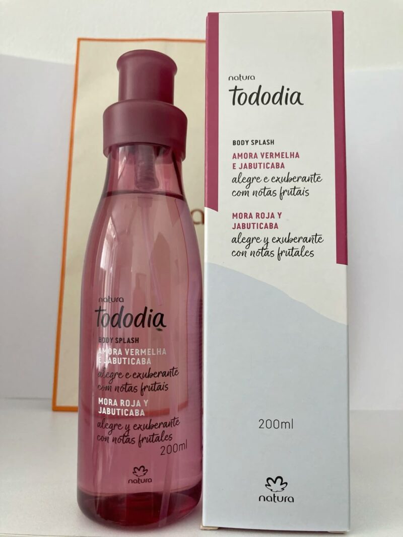 Body Splash de Mora Roja y Jabuticaba de Natura.